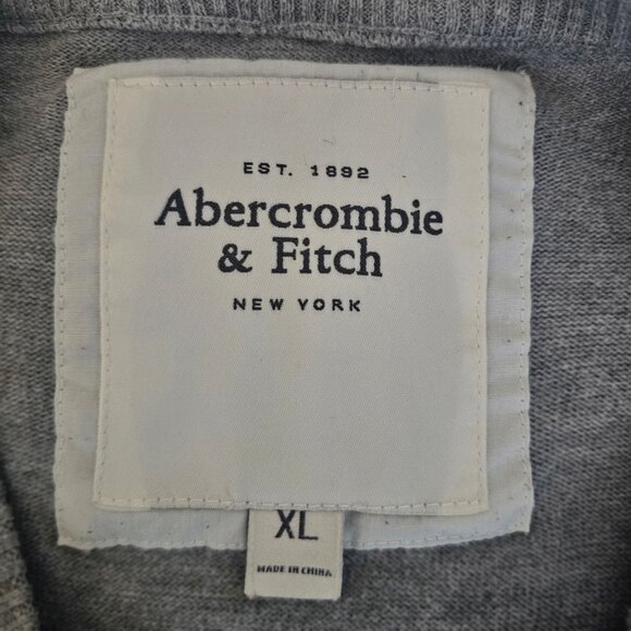 Abercrombie & Fitch Gray Argyle Moose Logo V-Neck Pullover Sweater Men's Size XL - Picture 5 of 9